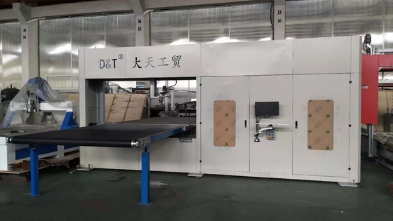 Máy cắt bọt biển đứng với dao quay DTC-R2012V 5kw