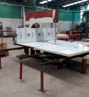 Thủ công Máy cắt bọt dọc khối Polyurethane DTLQ-4L 1,74kw