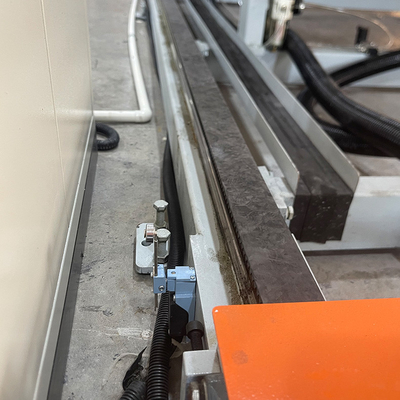 Máy CNC Polyurethane Máy cắt bọt ngang tốc độ cao cho tấm bọt