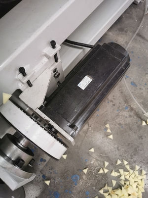Máy cắt CNC Máy cắt lưỡi dao dao động cho các vật liệu bọt