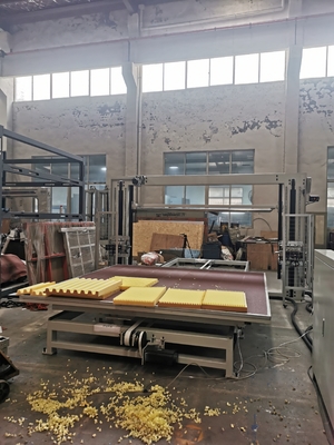 Máy cắt CNC Máy cắt lưỡi dao dao động cho các vật liệu bọt