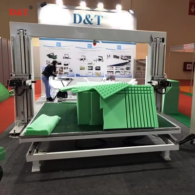 Máy cắt CNC hai lưỡi 10m/min cho PU linh hoạt với Chứng chỉ CE và máy cắt lưỡi dao động