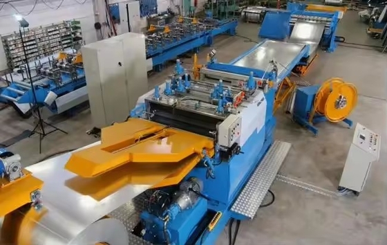 Máy tạo hình tấm sandwich EPS/Dây chuyền sản xuất ngói lợp mái Tấm thép màu cung cấp len đá tự động