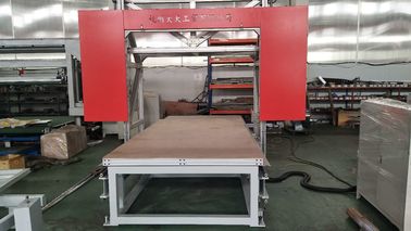 Máy cắt đường viền Eva ngang chính xác cao Tốc độ lên đến 10 M / phút