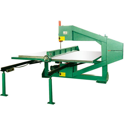 1,74kw EVA Pearl Foam Shapes Máy cắt dọc 600mm