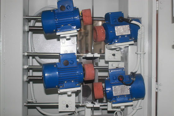 Nệm bằng tay bằng bọt biển Máy cắt bọt dọc với hướng dẫn tuyến tính 1,74kw