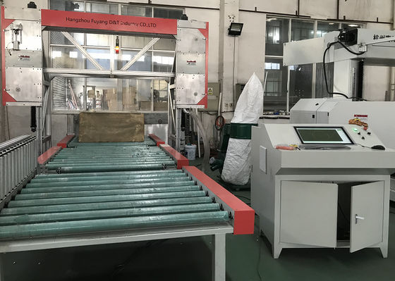 Máy cắt dây CNC bằng bọt xốp 3D bán cứng với bàn lăn