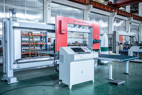 Máy cắt bọt CNC PU hai lưỡi cho EPS PE PVC EVA Phenol