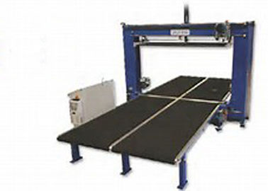 Máy cắt bọt biển CNC cho bọt dính, bọt mềm PU 5m / phút