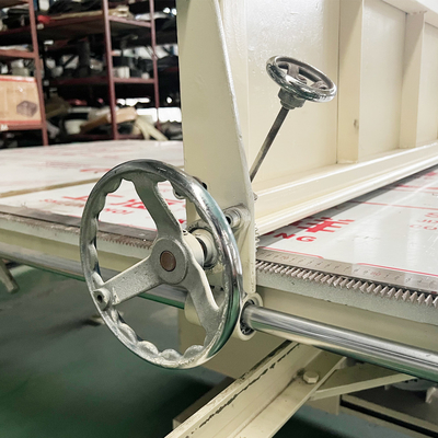 Hướng dẫn sử dụng Máy cắt bọt xốp thẳng đứng Máy cắt bọt biển CNC
